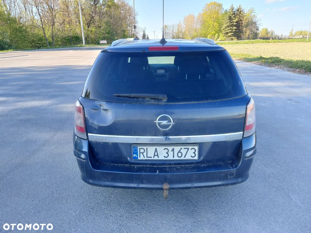 Opel Astra 1.7 CDTI Cosmo - 4