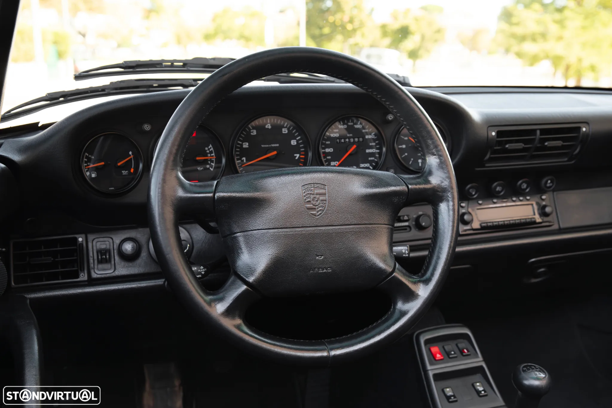 Porsche 911 (993) Cabriolet 3.6 Carrera 2 - 32