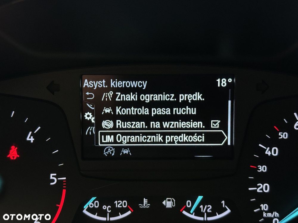 Ford Focus 1.5 EcoBlue Connected - 27