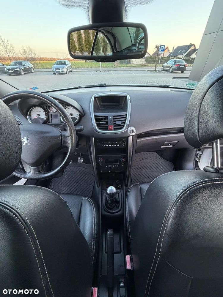 Peugeot 207 CC 120 VTi Premium - 20