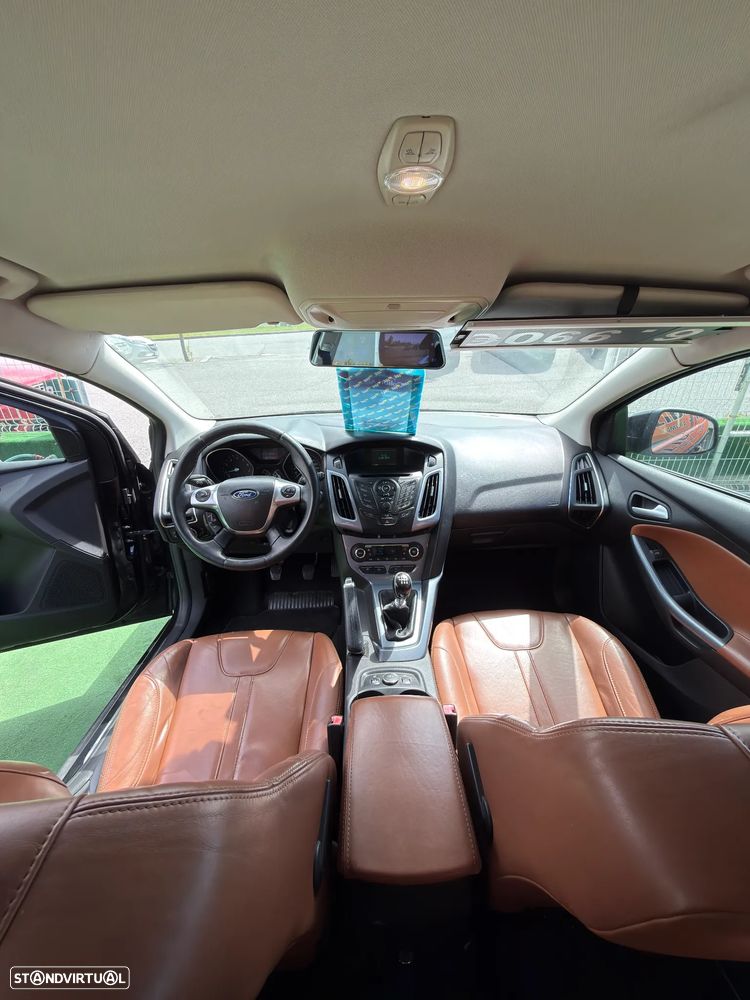 Ford Focus SW 1.0 EcoBoost S&S TITANIUM - 11