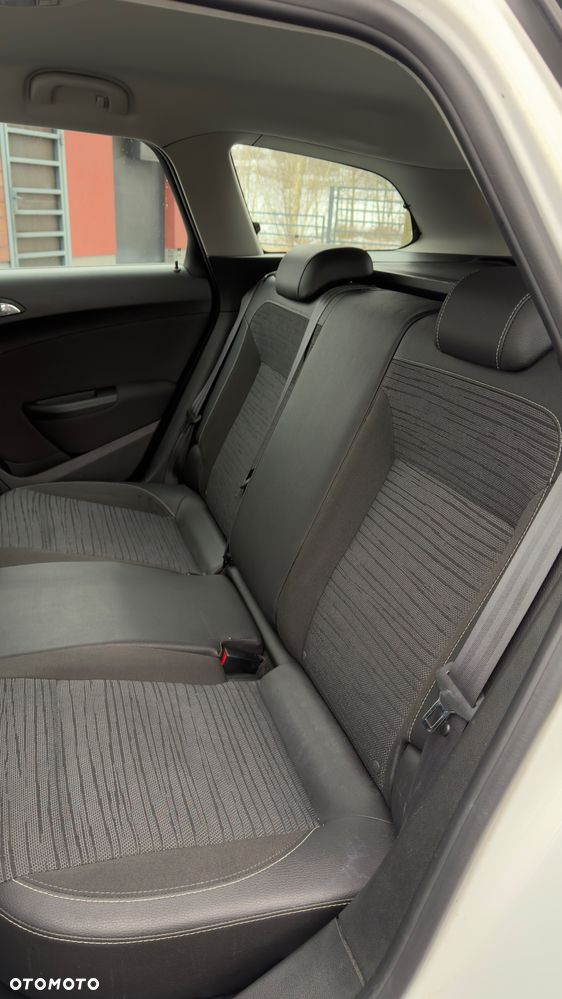 Opel Astra 1.6 CDTI DPF ecoFLEX Start/Stop Exklusiv - 22