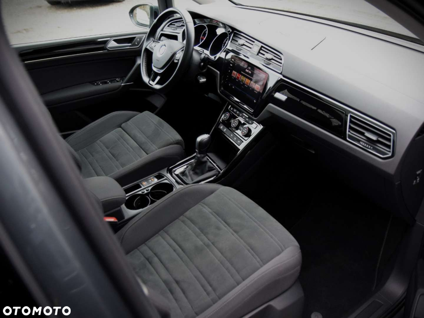Volkswagen Touran - 7