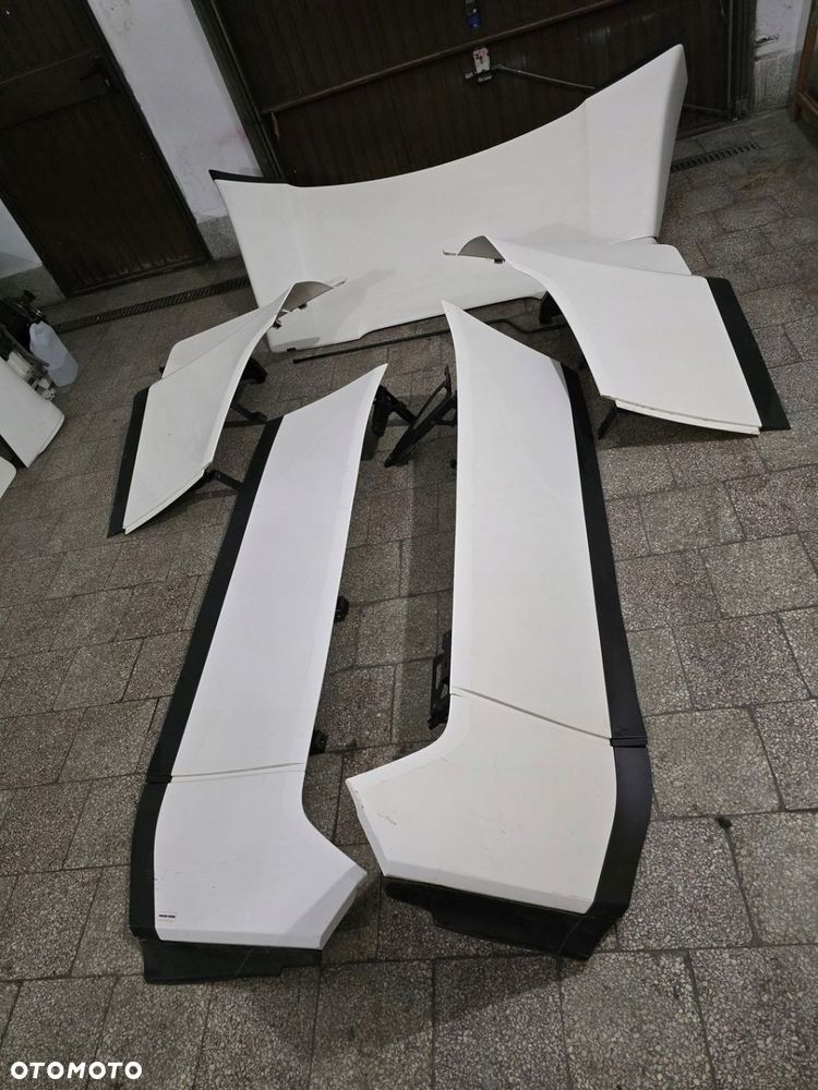 SPOILERY SPOJLER SCANIA CR 20 NTG NGS KOMPLET Z MOCOWANIAMI