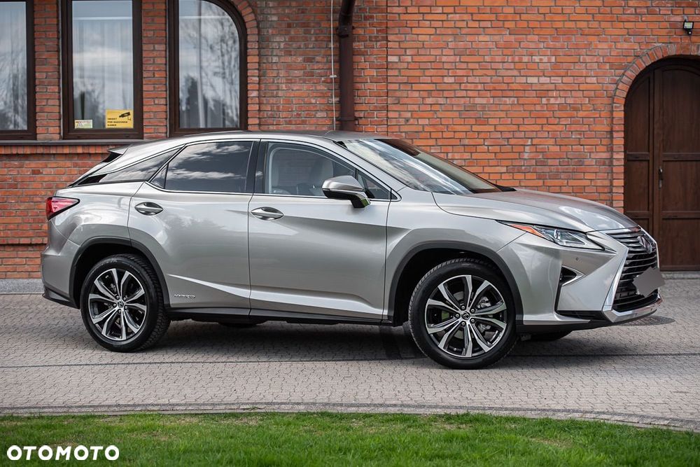 Lexus RX - 5