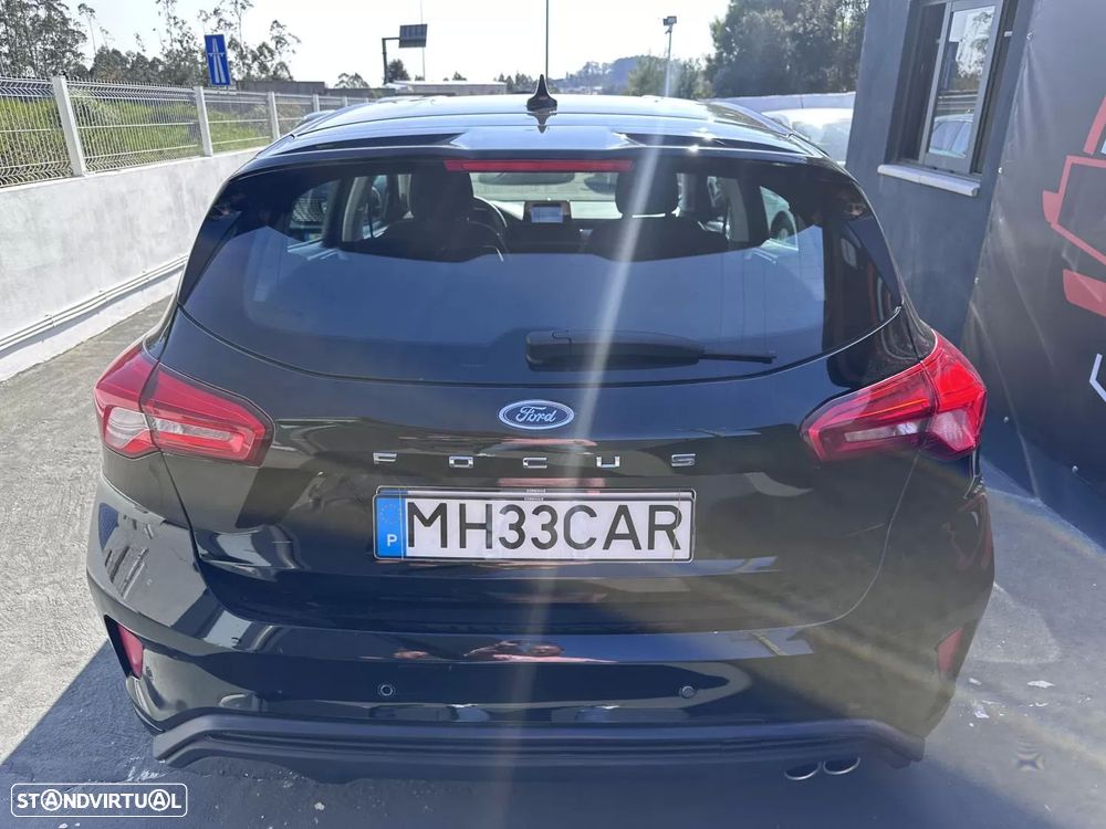 Ford Focus 1.0 EcoBoost S&S TITANIUM - 5