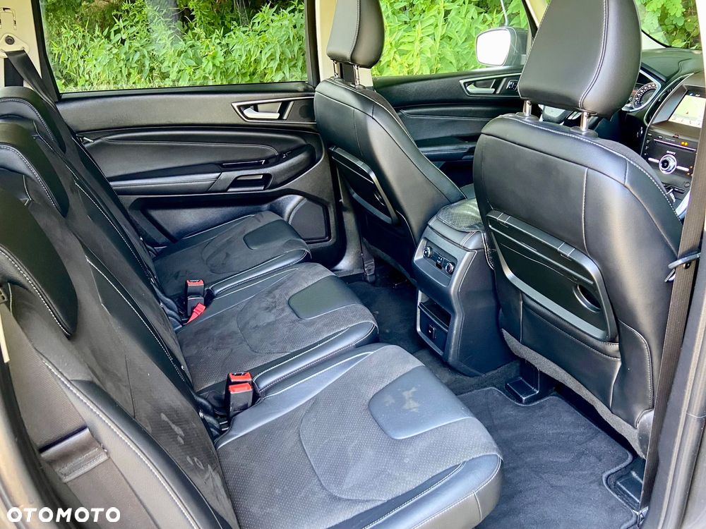 Ford Galaxy - 19
