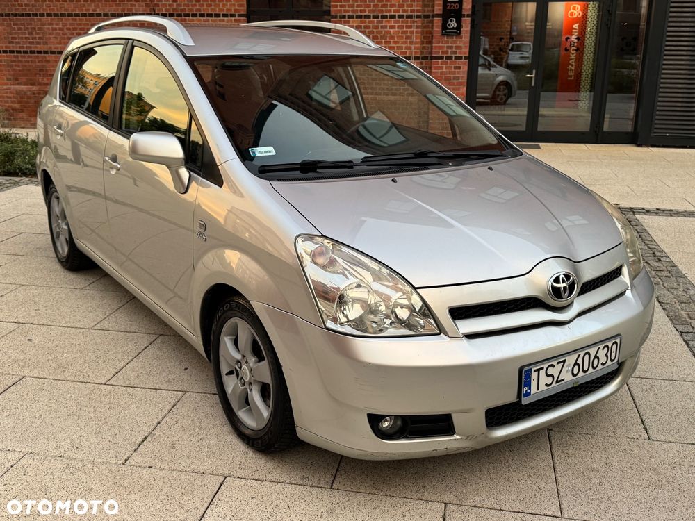 Toyota Corolla Verso 2.0 D-4D Terra 7os - 7