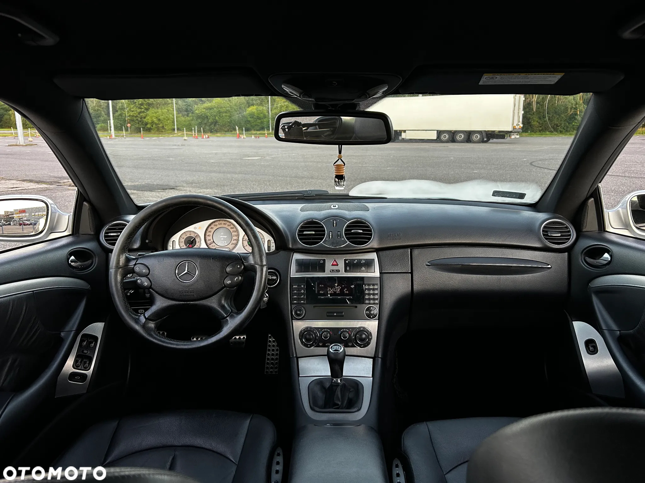 Mercedes-Benz CLK Coupe 220 CDI Avantgarde - 24
