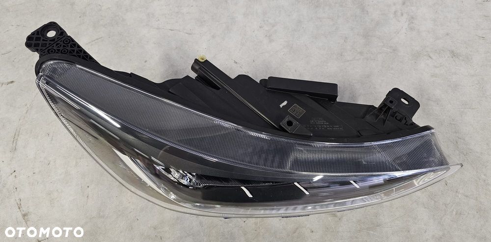 PRAWA LAMPA LED FORD FOCUS MK4 LIFT NX7B-13E014-CD - 2