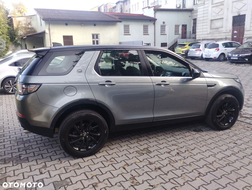 Land Rover Discovery Sport 2019 photo 4
