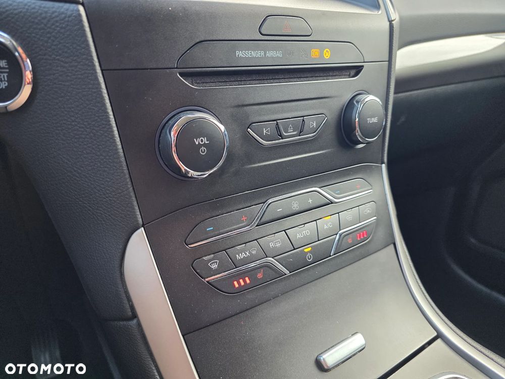 Ford S-Max - 15