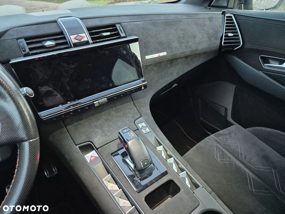 Citroën DS7 Crossback BlueHDI 180 PERFORMANCE LINE - 33