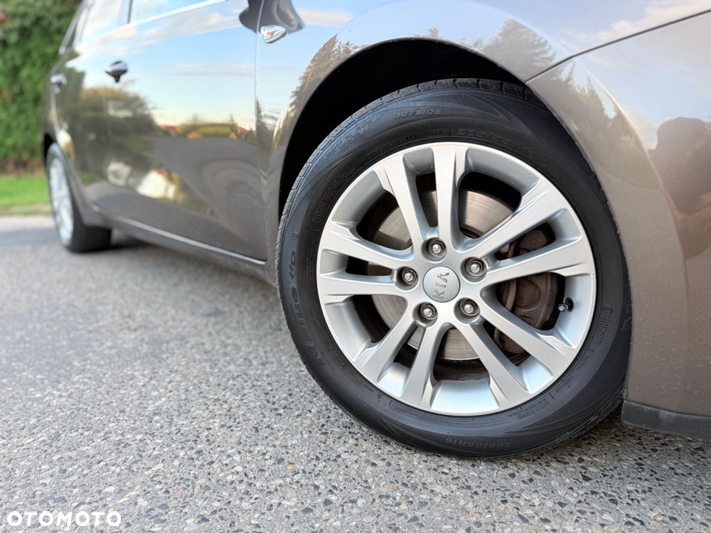 Kia Ceed 1.6 GDI Edition 7 - 12