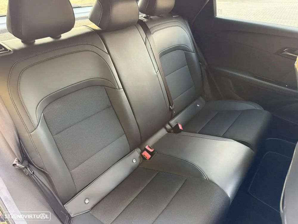 MG MG4 77 kWh Extended Range Luxury - 35
