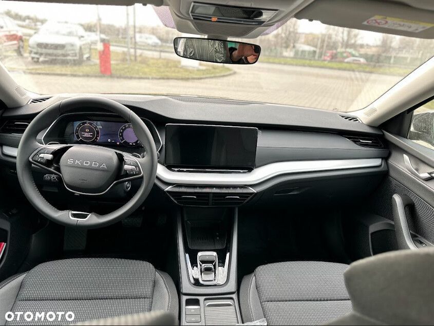 Skoda Octavia 1.5 TSI mHEV Drive Selection DSG - 10