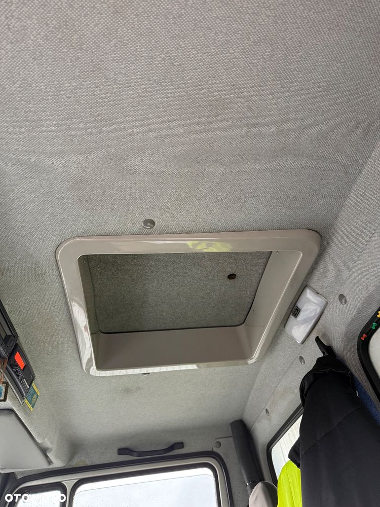 Mercedes-Benz Vario 816 D - 7