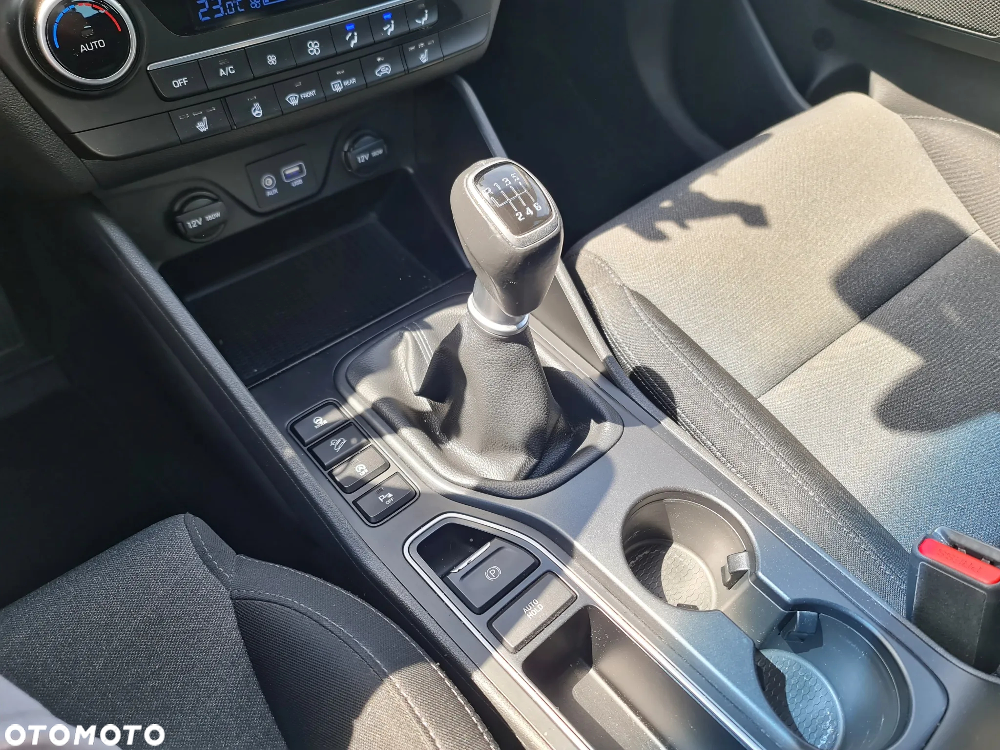 Hyundai Tucson 1.6 GDi Comfort 2WD - 21