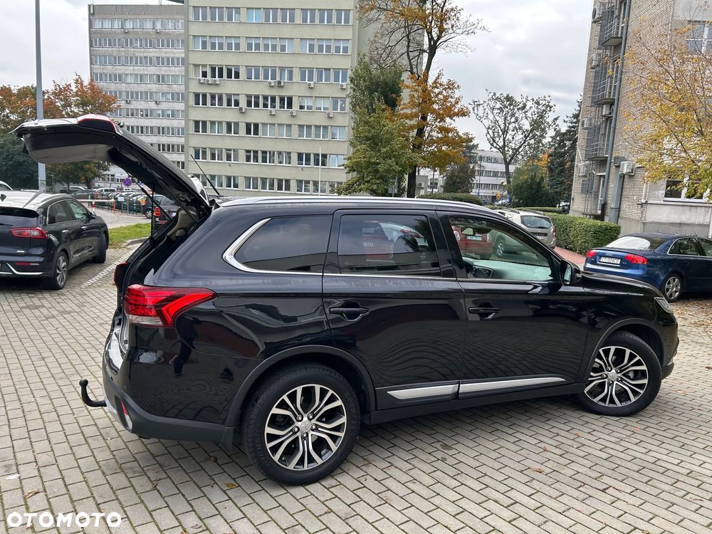 Mitsubishi Outlander - 13