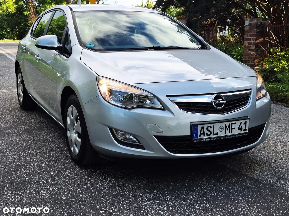 Opel Astra 1.4 Selection - 25