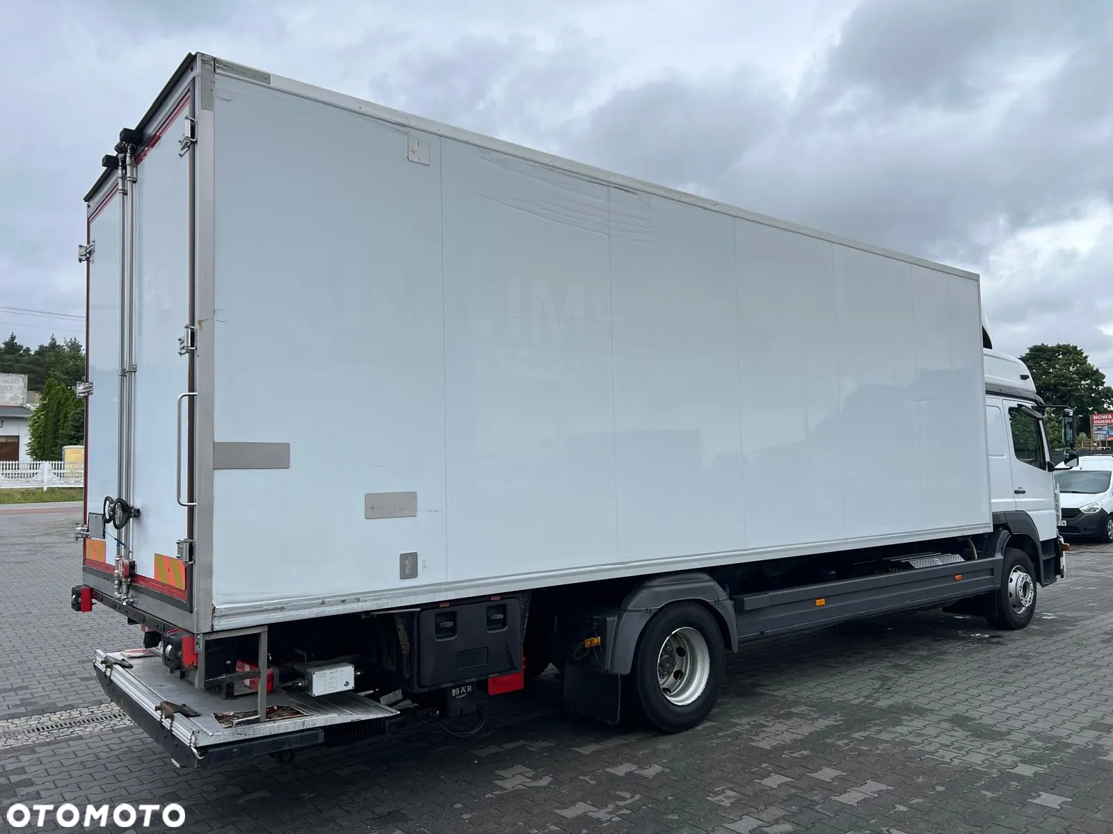 Mercedes-Benz ATEGO 1627 1527 EURO 6 CHŁODNIA / MROŹNIA IZOTERMA WINDA - 4