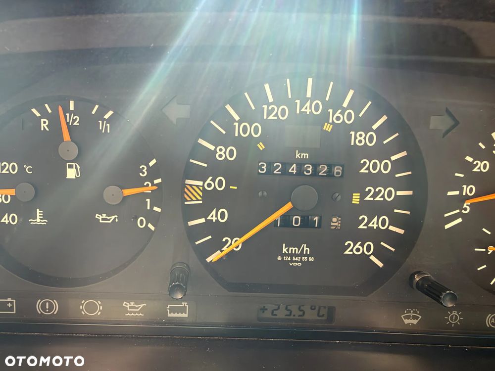 Mercedes-Benz W124 (1984-1993) - 20