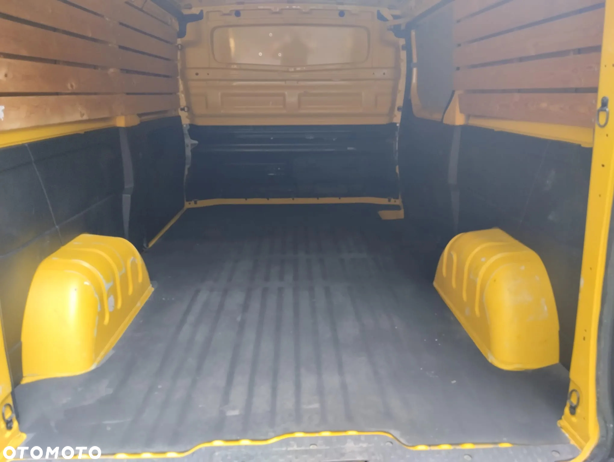 Renault Trafic - 6