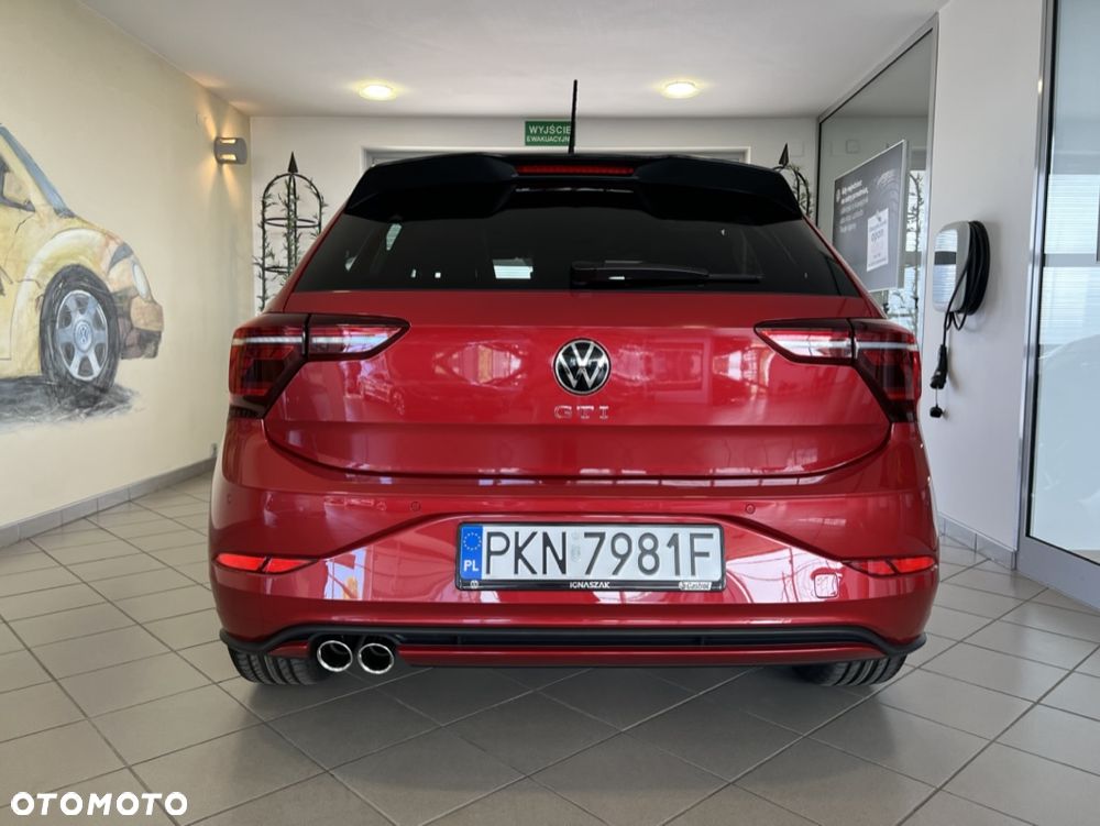 Volkswagen Polo - 11