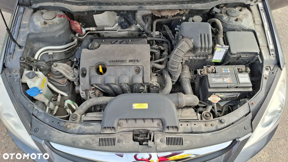 Hyundai i30 1.6 blue Classic - 9