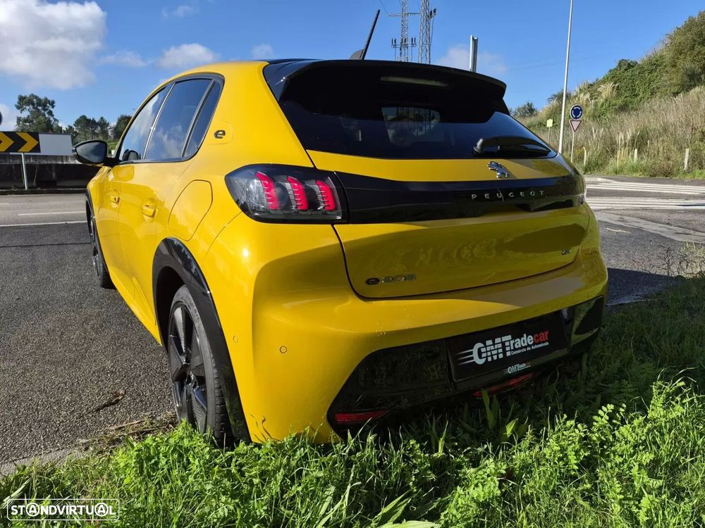 Peugeot e-208 50 kWh GT - 8