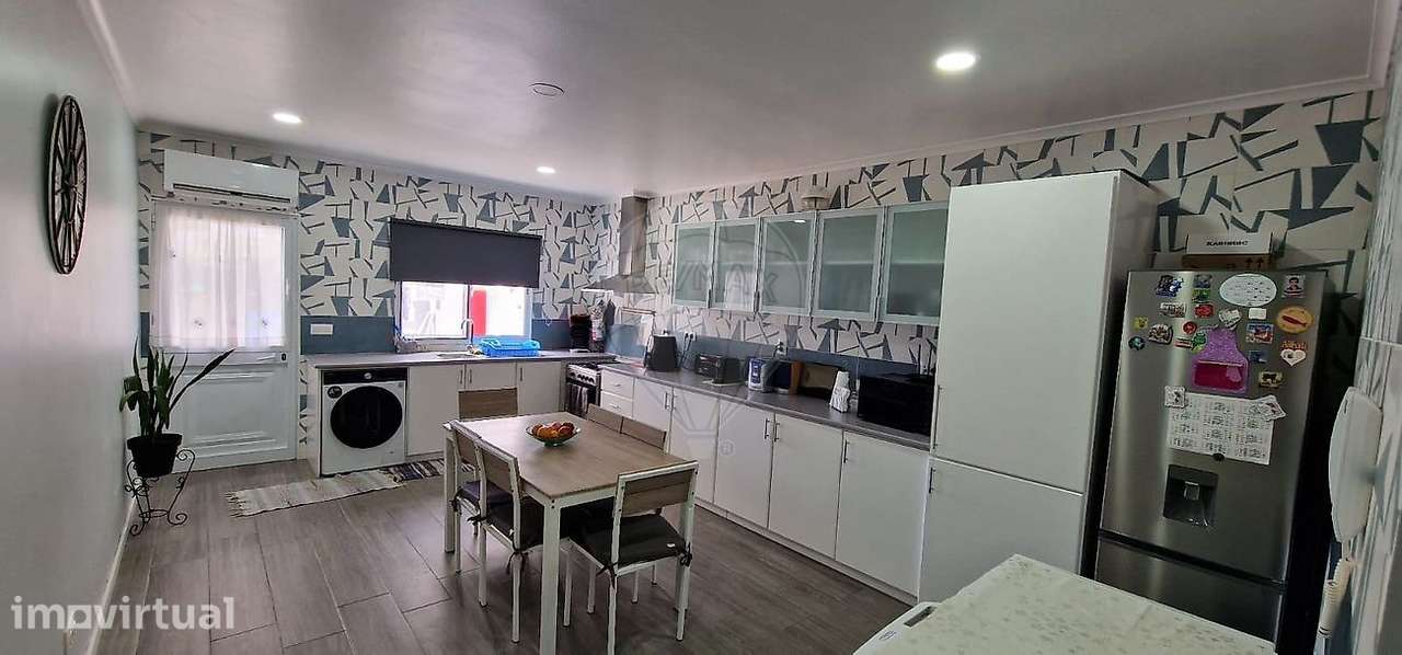 Moradia T2 para venda - Grande imagem: 2/8