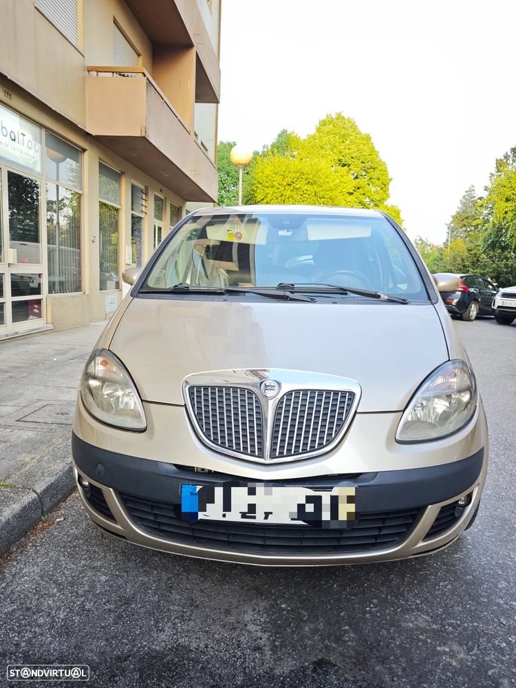 Lancia Musa 1.3 16V M-jet Platino - 6