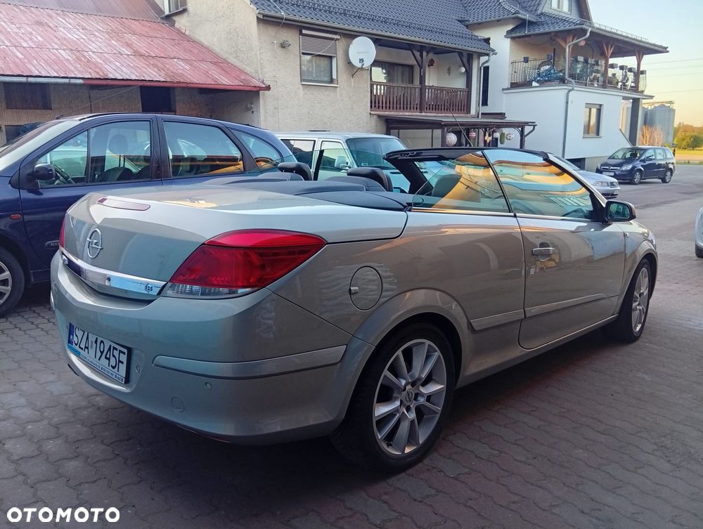 Opel Astra 1.8 Cosmo - 6
