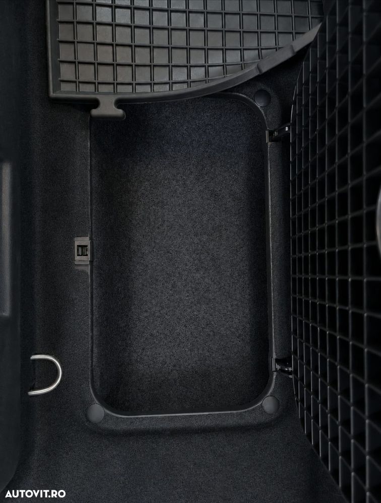Renault Scenic - 12