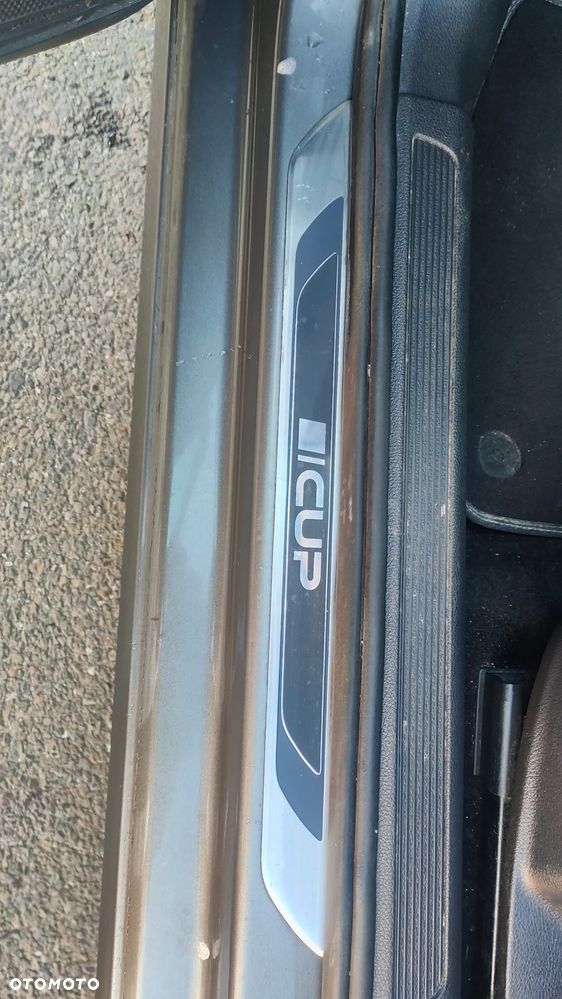 Volkswagen Golf Variant ver-2-0-bluetdi-dsg-cup - 17