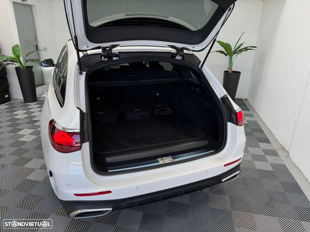 Mercedes-Benz E 300 de AMG Line - 23