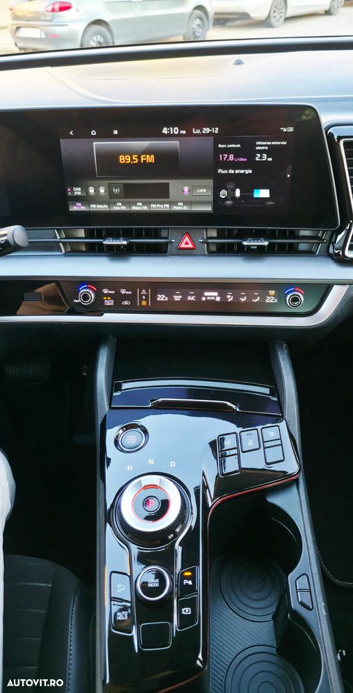 Kia Sportage 1.6 T-GDI HEV 6AT 4x2 Business Line - 9