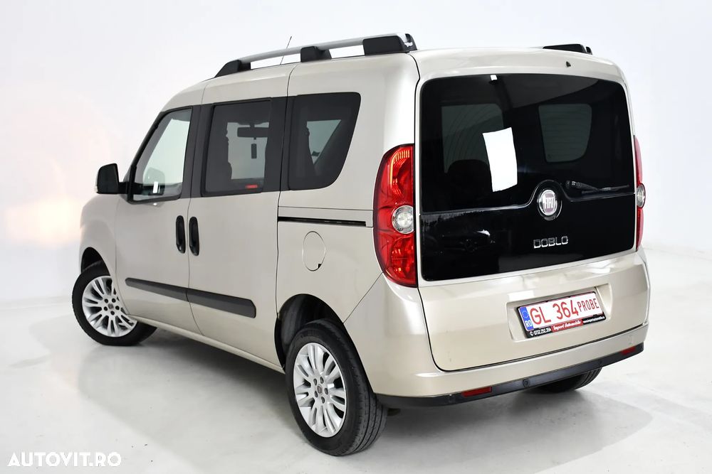 Fiat Doblo 1.3 16V Multijet Emotion Family - 12
