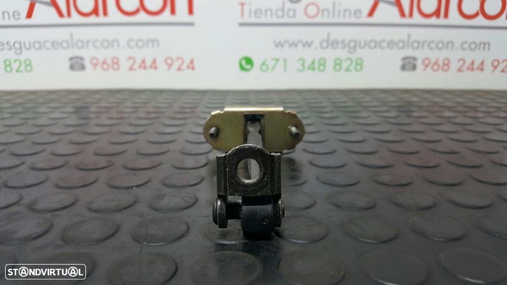 RETENTOR DA PORTA DIANTEIRA DIREITA JAGUAR X-TYPE 2.0 D CLASSIC - 4