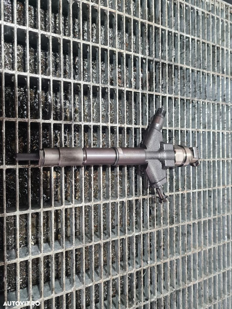 Injector Nissan Navara D40 Facelift 2.5 Diesel D40 2010 - 2010 YD25DDTI Euro5 (895) ... - 2