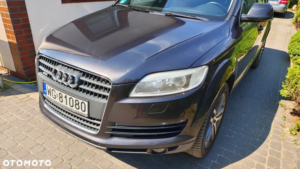 Audi Q7 - 8