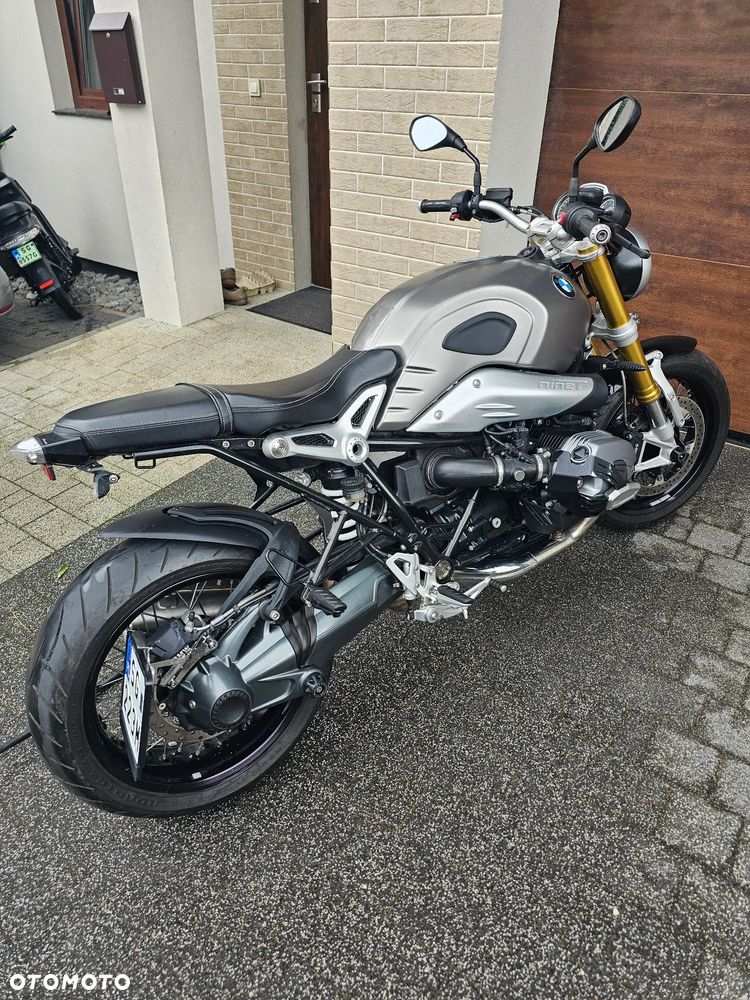 BMW R - 6