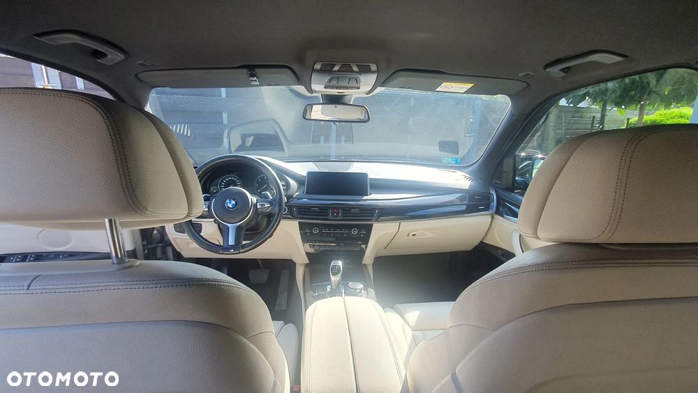 BMW X5 xDrive25d - 17
