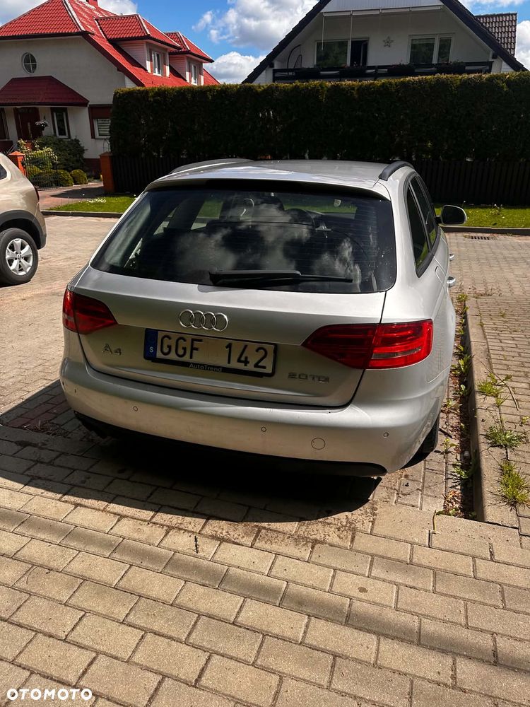 Audi A4 Avant - 5