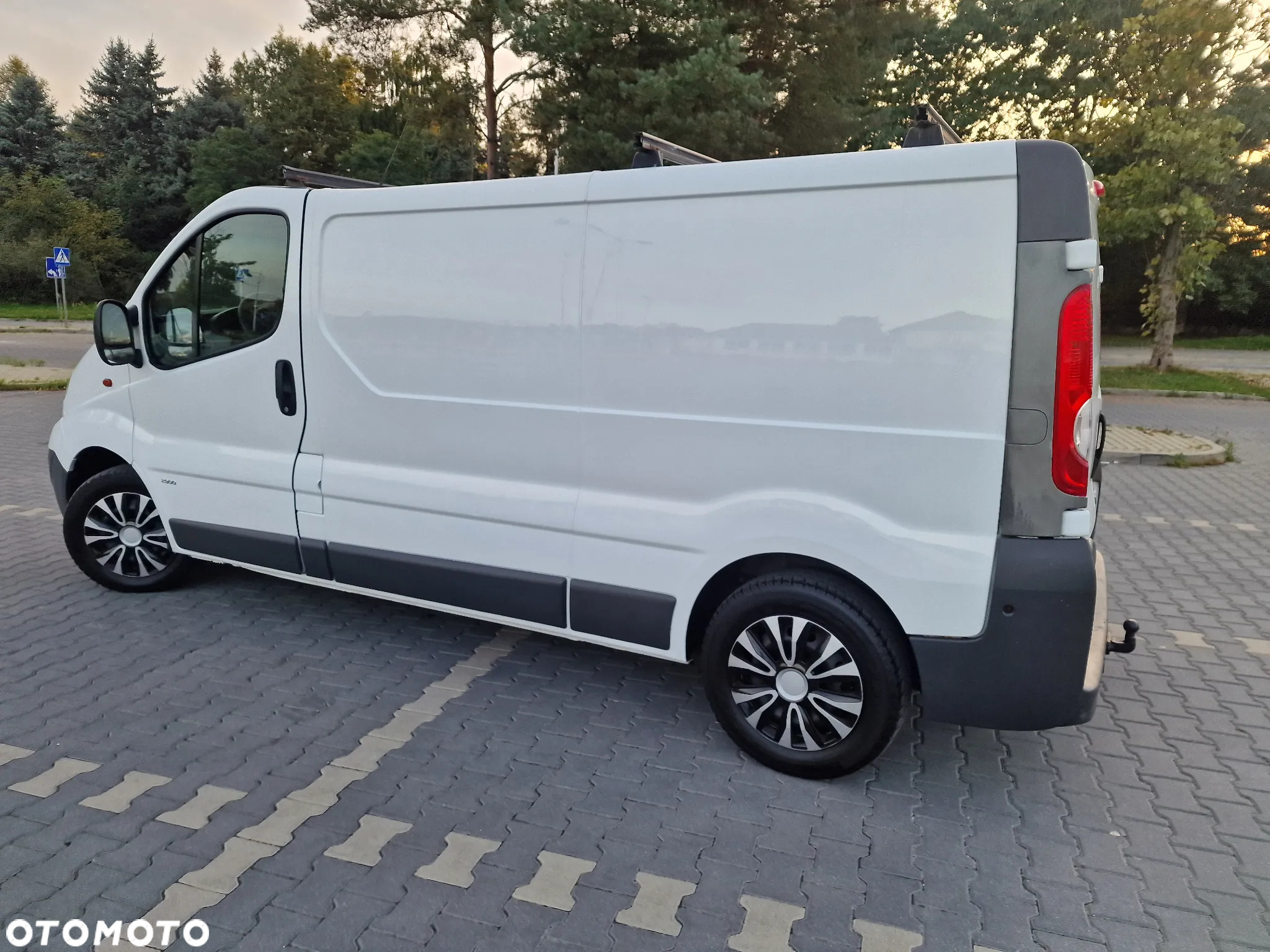 Opel Vivaro - 13