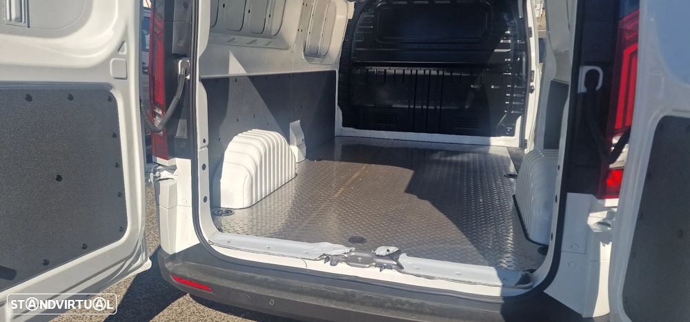 Maxus DELIVER 7 L2 H1 2.0 DIESEL 150 CV - 13