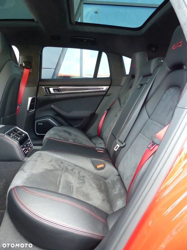 Porsche Panamera GTS GPF Sport Turismo - 17