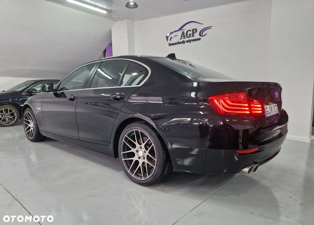 BMW Seria 5 520d - 2