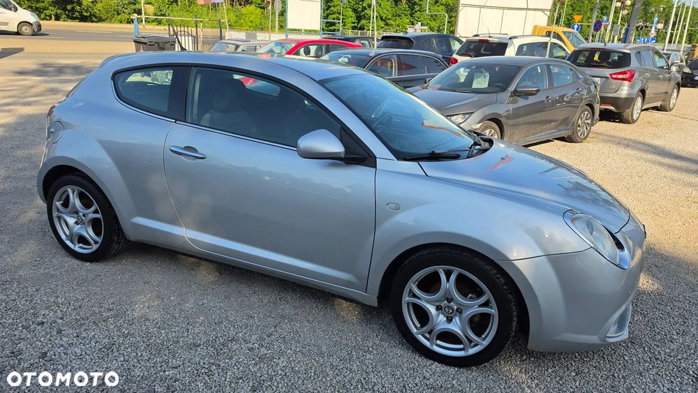 Alfa Romeo Mito 1.4 MultiAir Distinctive S&S - 28