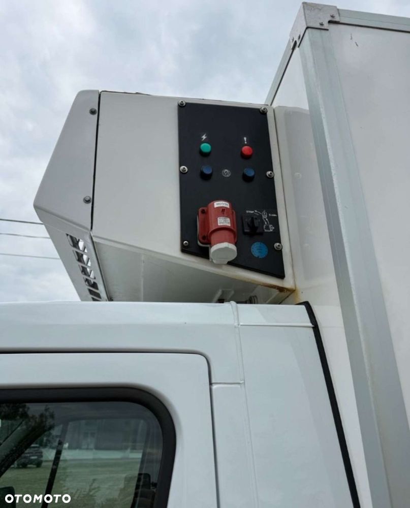 Renault Master -40 Chłodnia Mroznia izoterma - 7